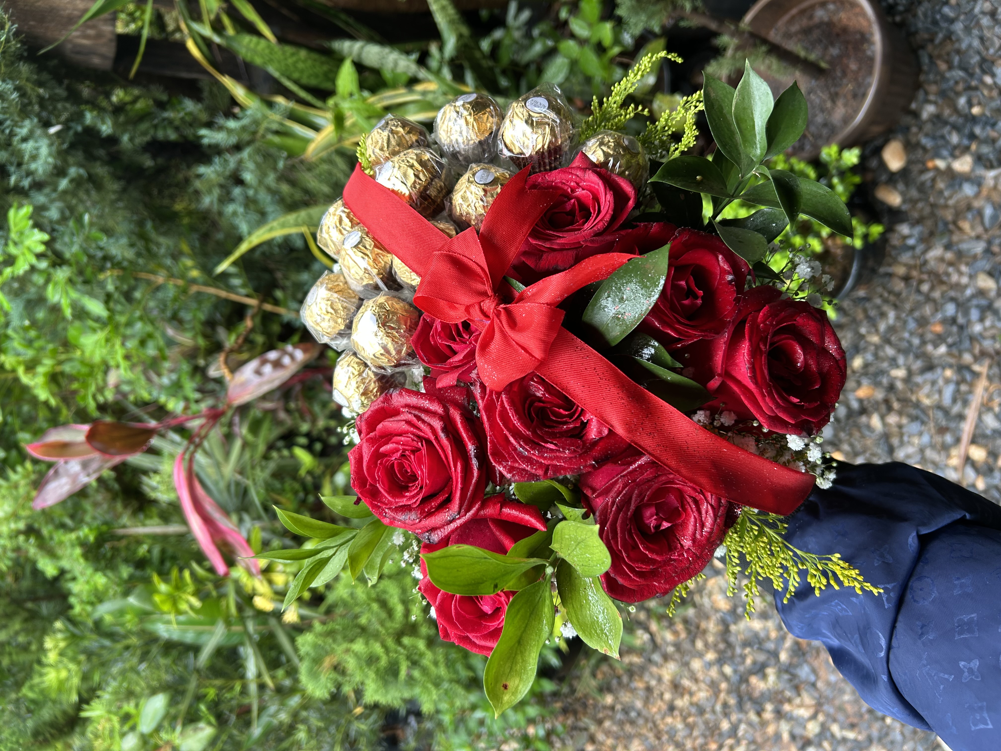 Arranjo em formato de coração + ferreiro 